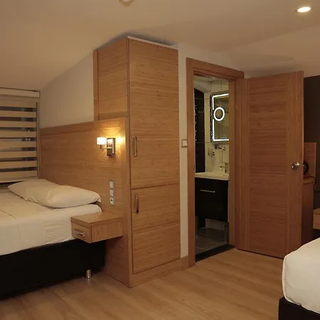Demir Hotel Istanboel