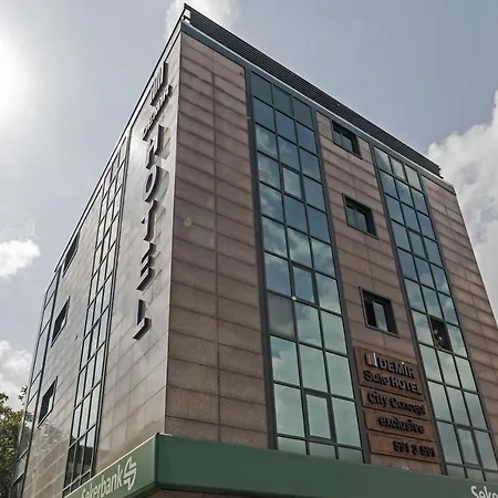 Demir Hotel 3*